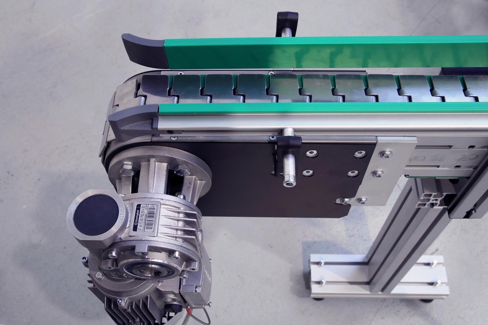 Plate conveyors ALUFLEX Alutec KK Ireland & UK Ltd.